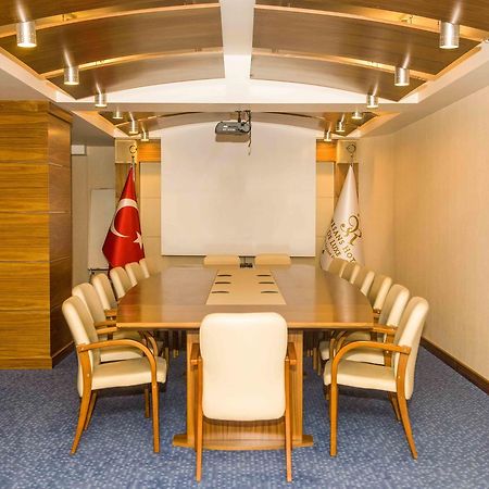 Ozgobek Ronesans Hotel De Luxe Uşak Kültér fotó