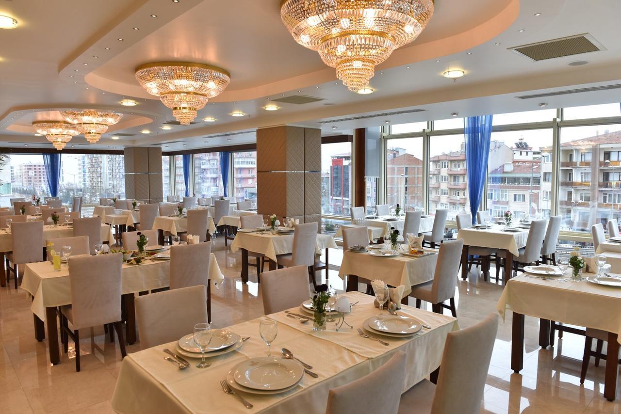 Ozgobek Ronesans Hotel De Luxe Uşak Kültér fotó