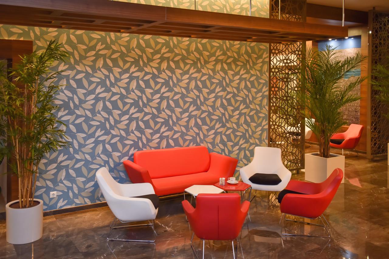 Ozgobek Ronesans Hotel De Luxe Uşak Kültér fotó