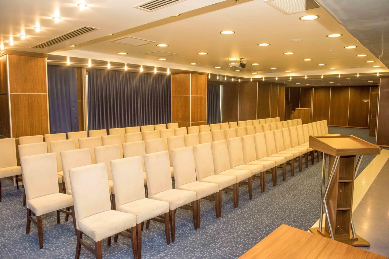 Ozgobek Ronesans Hotel De Luxe Uşak Kültér fotó