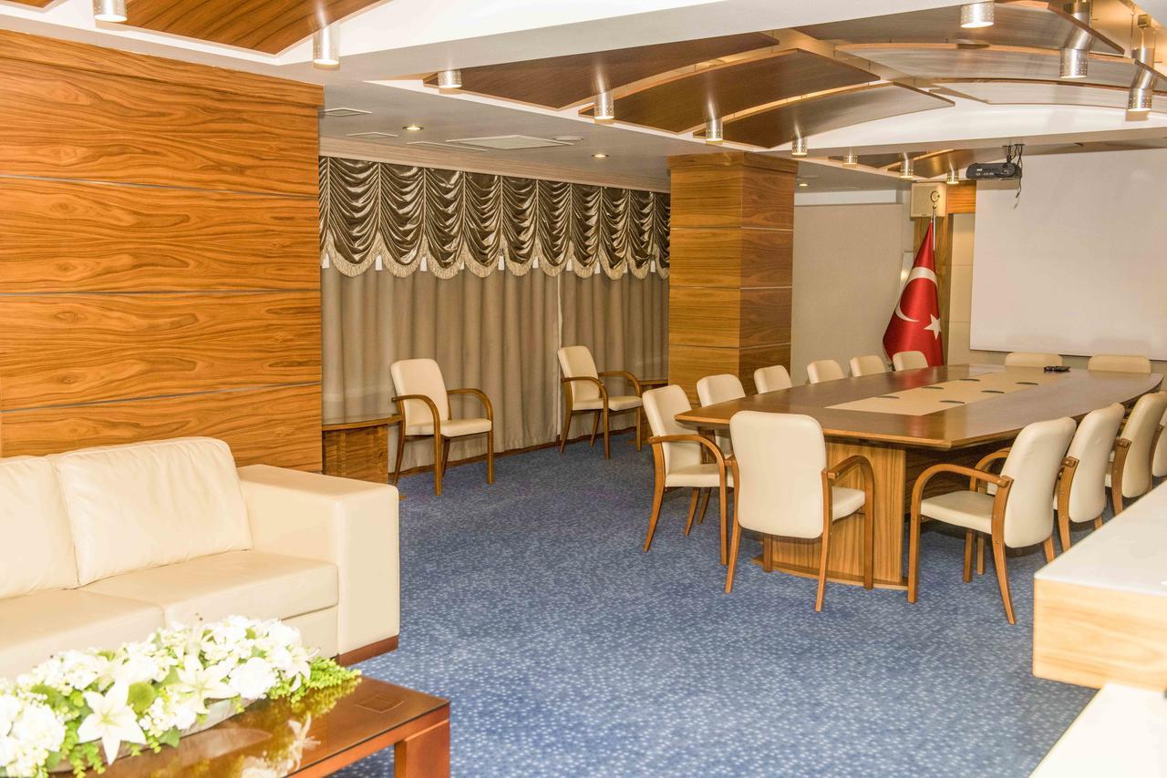 Ozgobek Ronesans Hotel De Luxe Uşak Kültér fotó